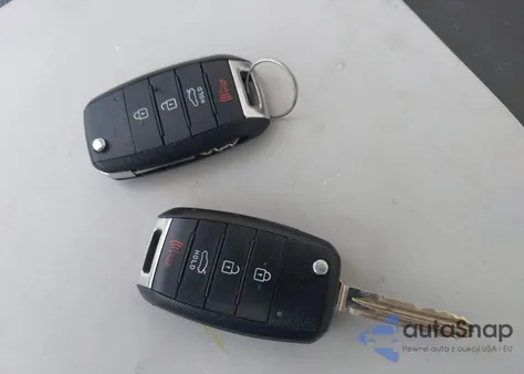 2016 Kia Forte Lx z USA, uszkodzony, nr VIN KNAFK5A89G5653197